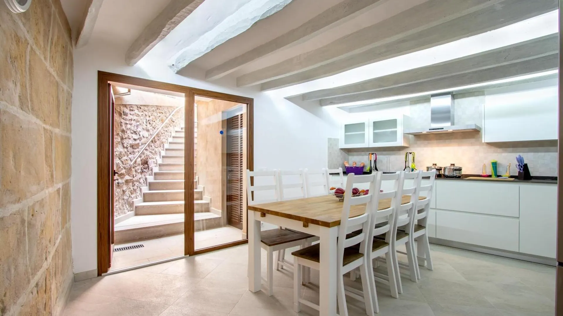 Historic Pollensa Townhouse Casa Roca Horta 4 Bedrooms Sun Terrace Town Mountain Views Villa Pollenca