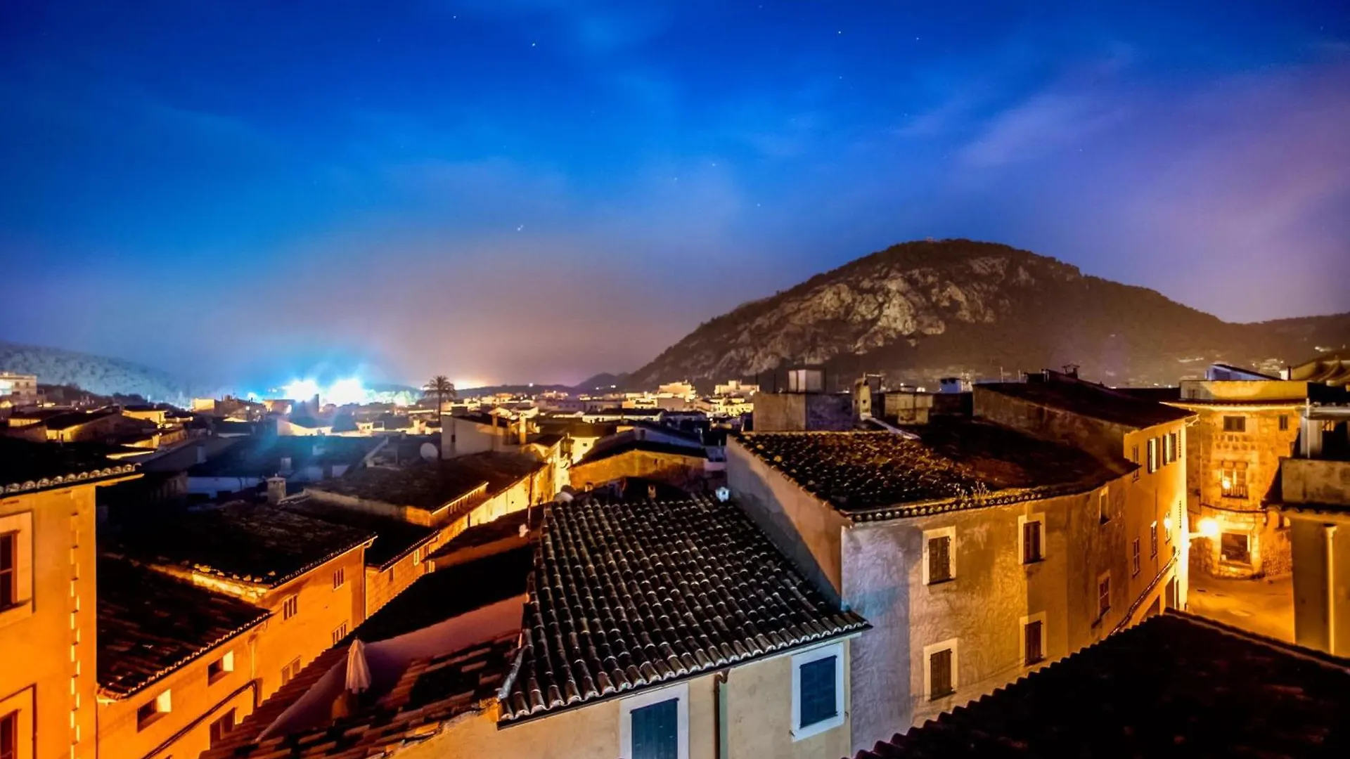Historic Pollensa Townhouse Casa Roca Horta 4 Bedrooms Sun Terrace Town Mountain Views