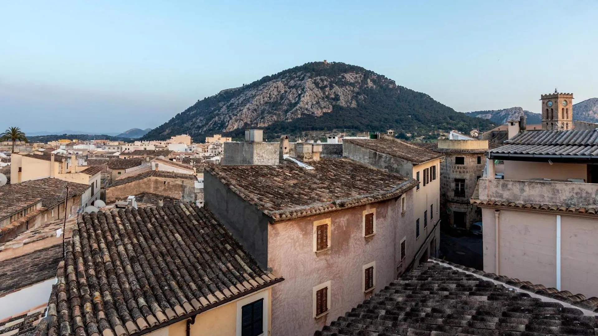 Villa Historic Pollensa Townhouse Casa Roca Horta 4 Bedrooms Sun Terrace Town Mountain Views