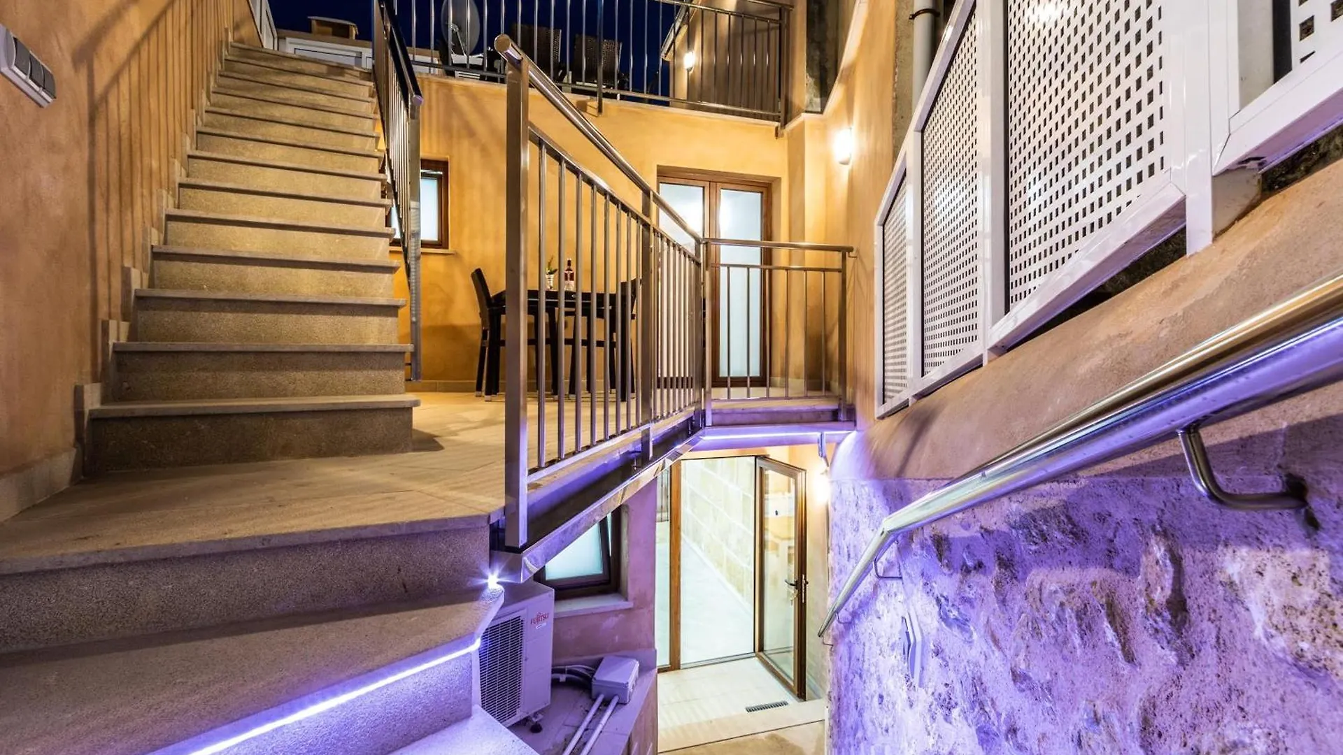 Historic Pollensa Townhouse Casa Roca Horta 4 Bedrooms Sun Terrace Town Mountain Views 0*, Pollenca Spain